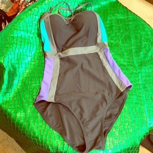 Swimwear 1 piece size 6